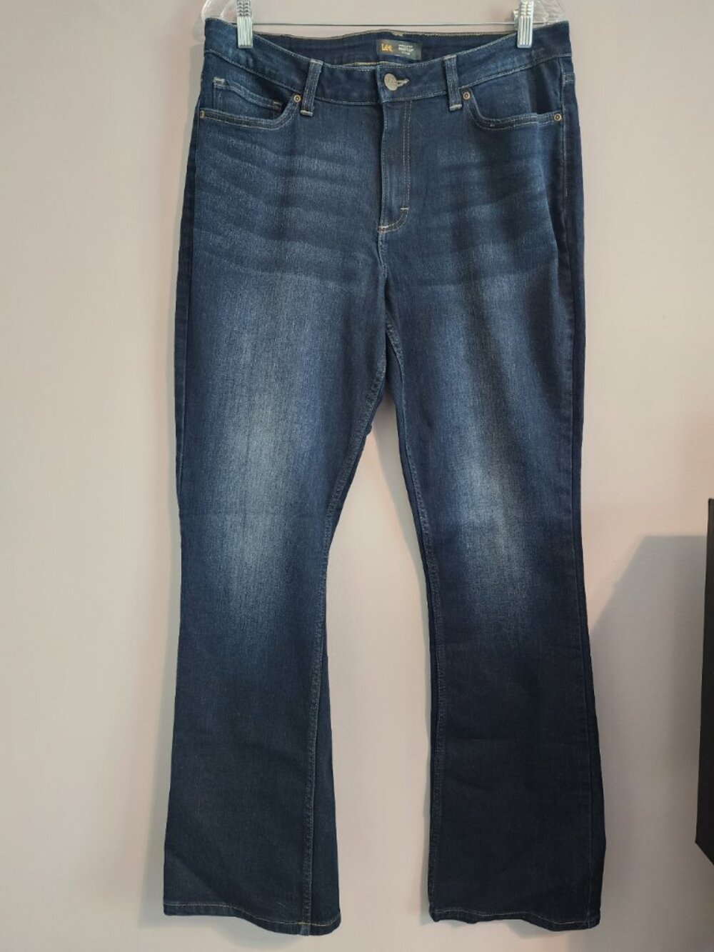 2/$25 Lee Mid Rise Regular Fit Bootcut Blue Jeans Size 14 Long